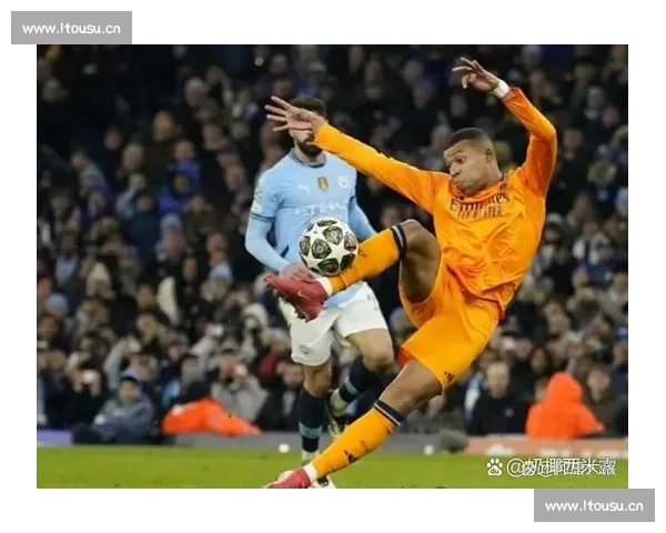 欧冠历史经典决赛盘点：那些决定命运的巅峰对决与精彩瞬间